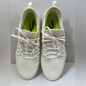 Nike Women Size 8 TR7 904651-101 White Cream Running Shoe Sneakers